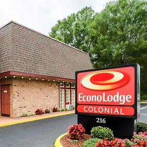 Econo Colonial Hotel